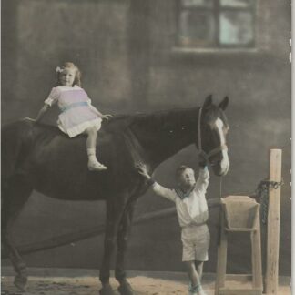 Meisje op paard - fotokaart