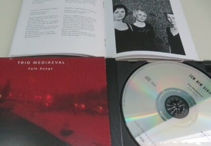 Folk Songs  -  Trio Mediaeval - Afbeelding 2