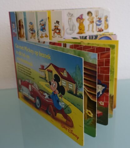 Ga met Mickey op bezoek in dit tel-en voorleesboek  -  Disney aftelboek - Afbeelding 8