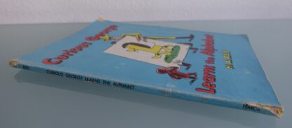 Curious George Learns the Alphabet  -  H.A. Rey - Afbeelding 9